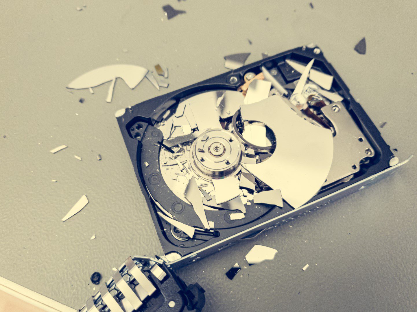 Western Digital и Seagate опасаются за будущее жестких дисков