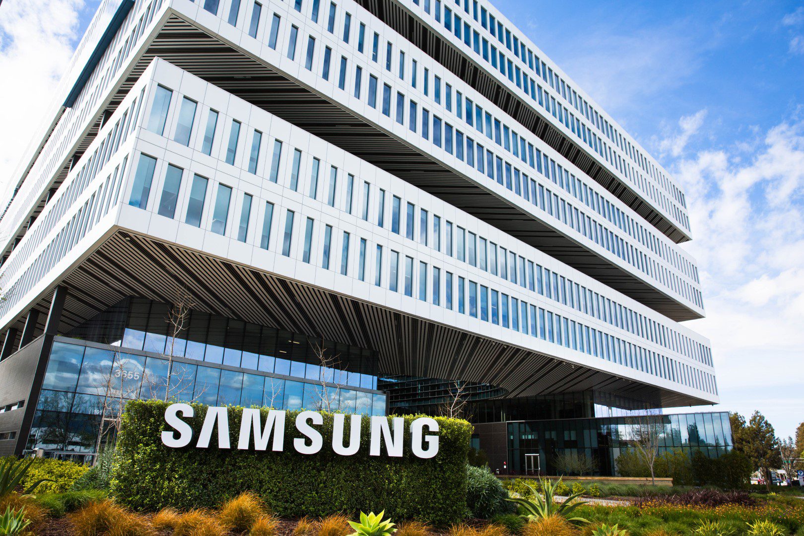 Samsung wants a chip factory without people by 2030