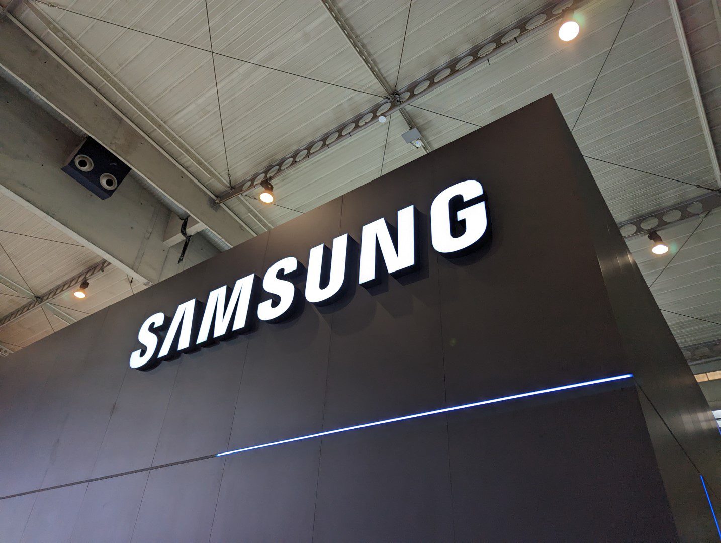 Samsung хочет создать собственный ChatGPT, потому что сотрудники делятся коммерческими секретами