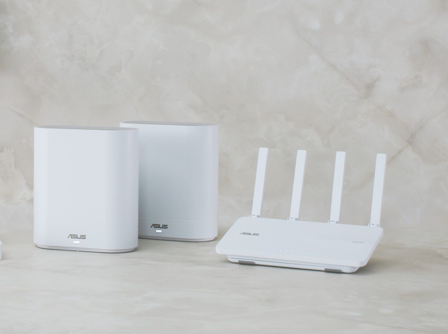 Asus shows new routers for SMEs and small offices