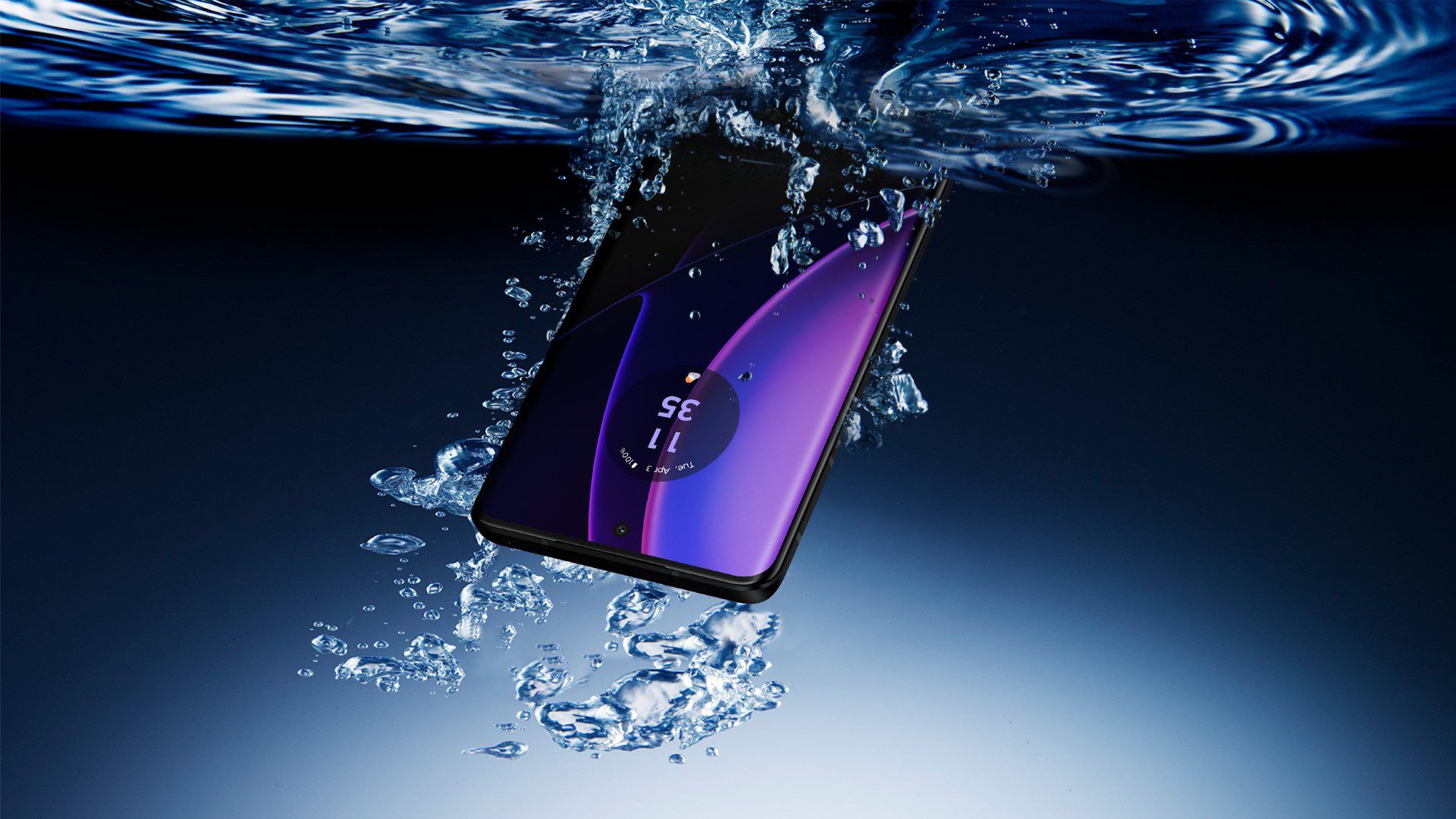 ‘Swimming’ Motorola Edge 40 available today