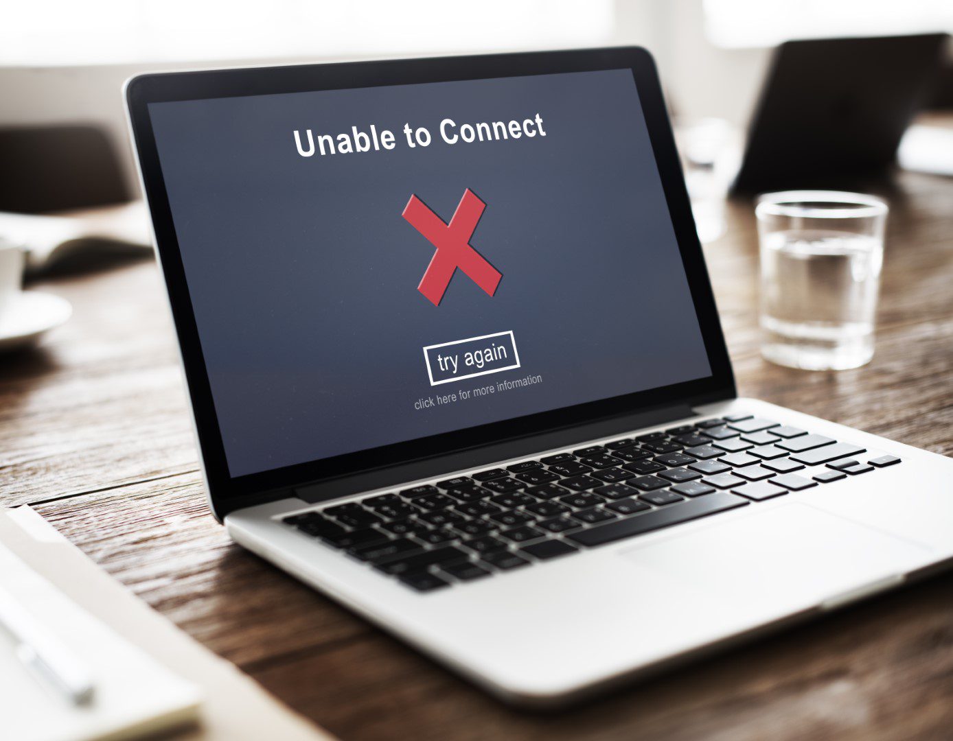 Internet at home: A router from your provider or your own router?