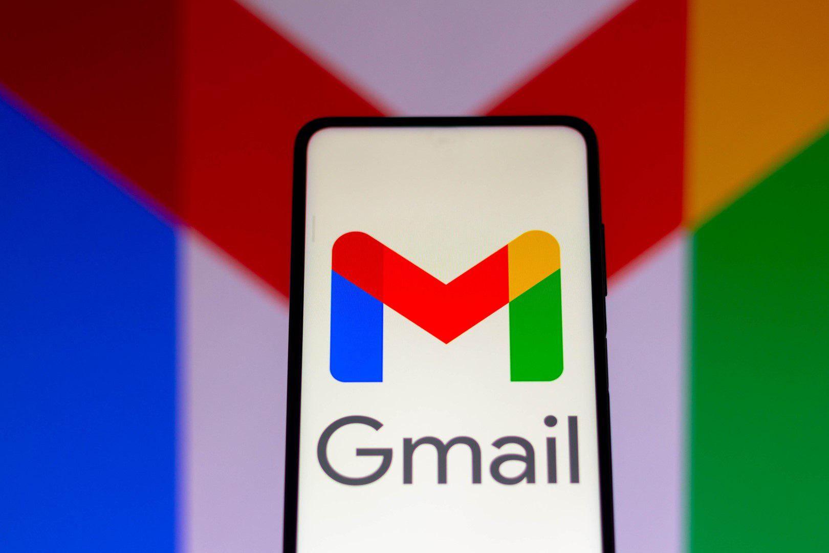 Speak your emails: Gmail gets a dictation function