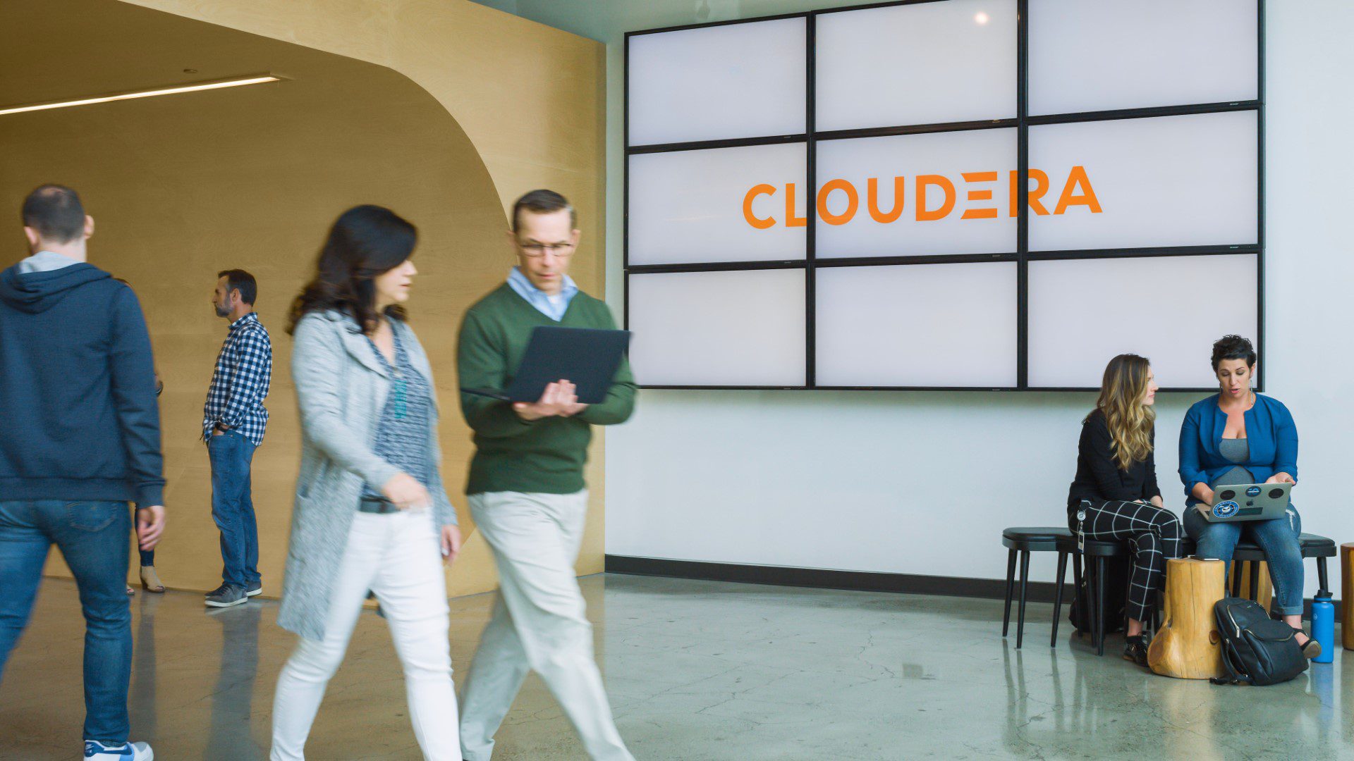 Cloudera introduces a new phase of Open Data Lakehouse for Business AI
