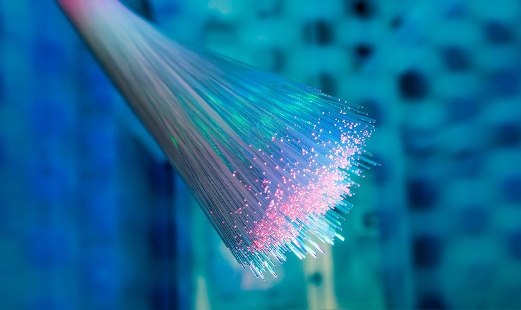 Belgium lags behind in the fiber optic sector