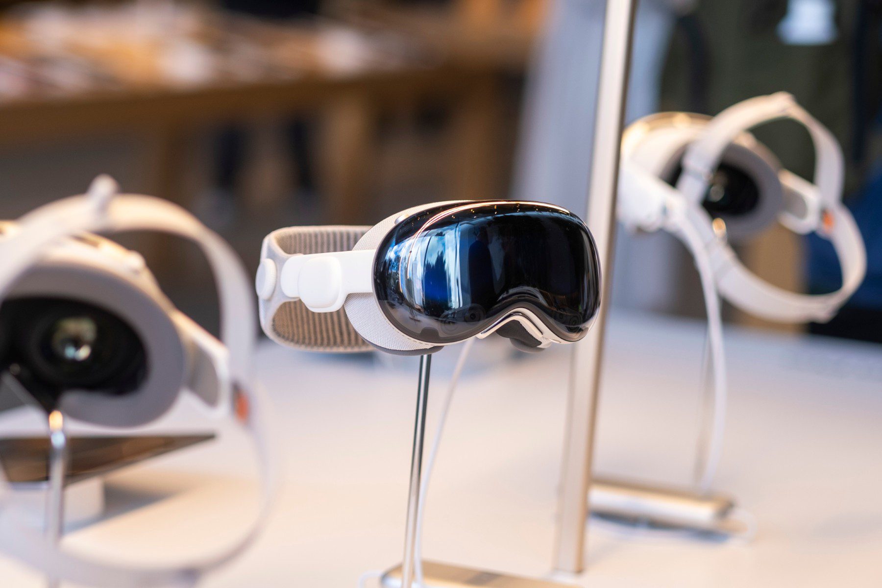 Apple Vision Pro not popular: Less than 500,000 units sold since launch