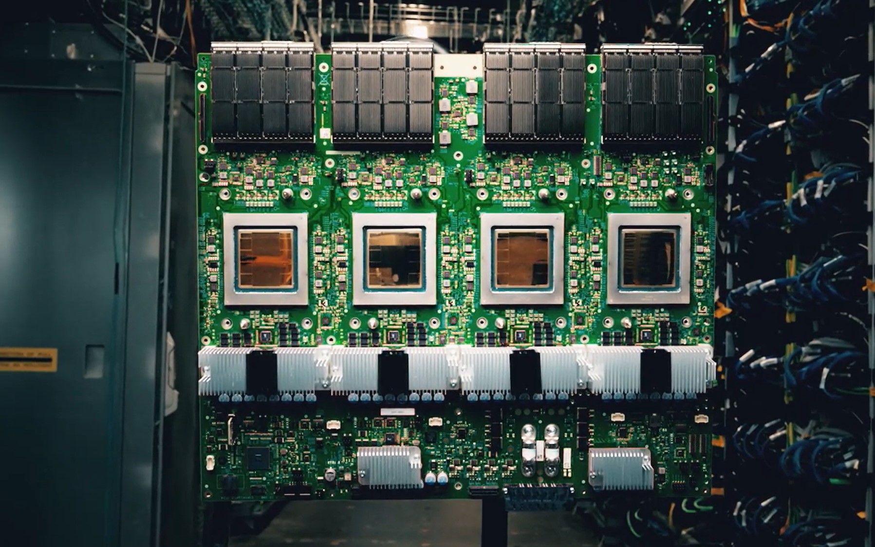 google-lanceert-ironwood-krachtige-maar-effici-nte-cloud-chip-voor
