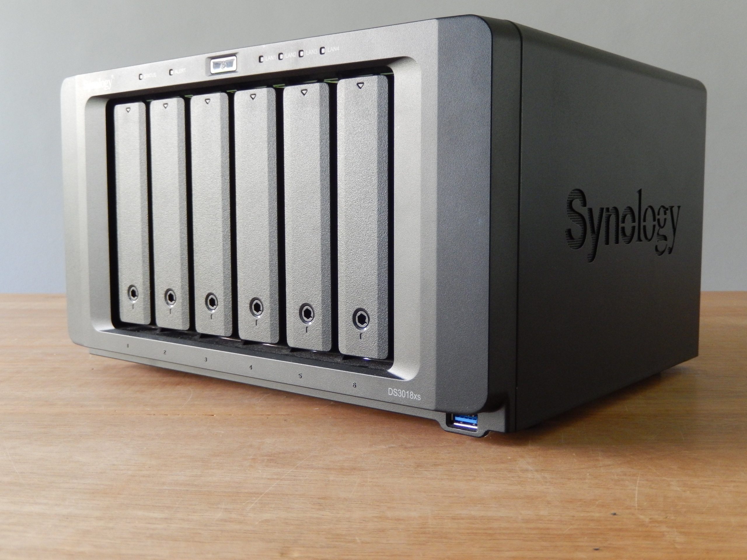 Review Synology DS3018xs 6bay NAS ITdaily.