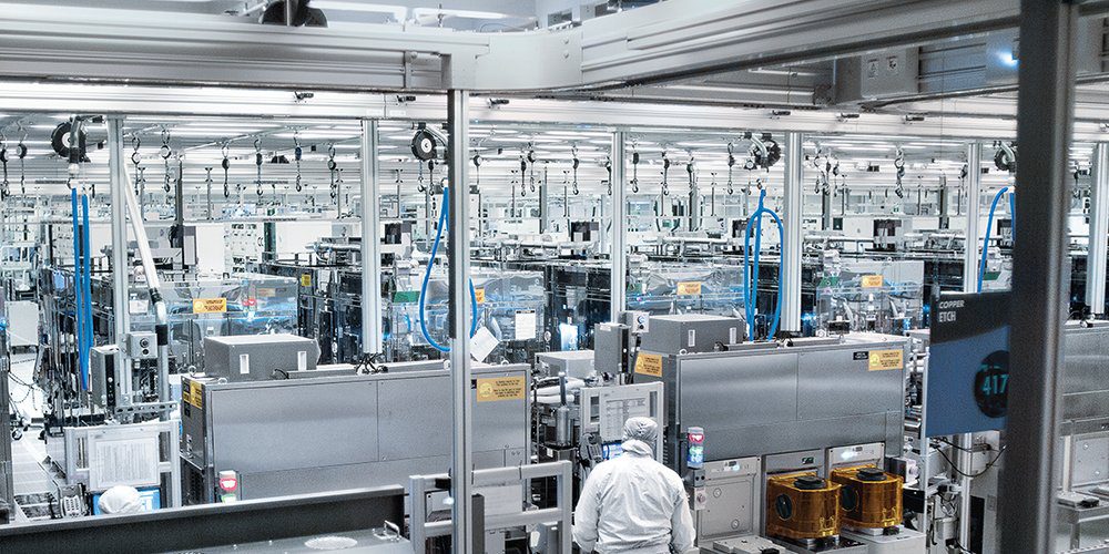 Intel Foundry loses services and gains Microsoft as a billion-dollar customer
