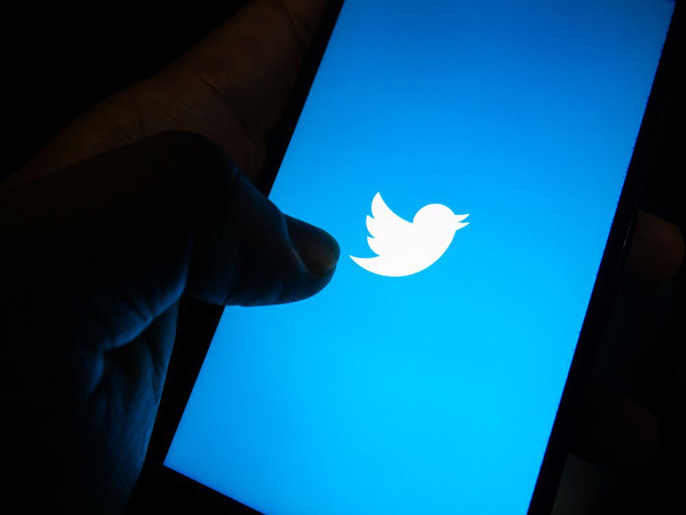 Twitter replaces broken Tweetdeck with a new (paid) version